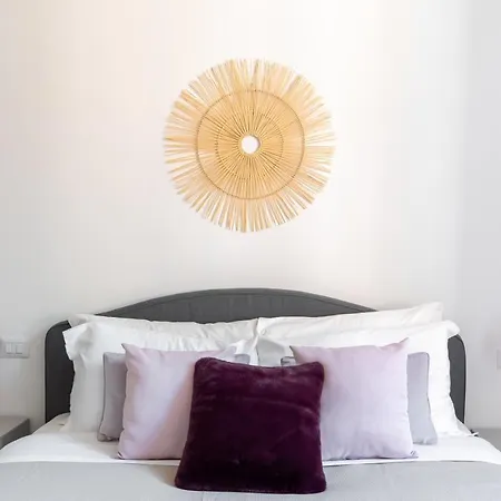 Apartment Iflat Colorful And Bright In Monti Rome