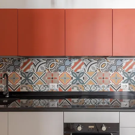Apartment Iflat Colorful And Bright In Monti
